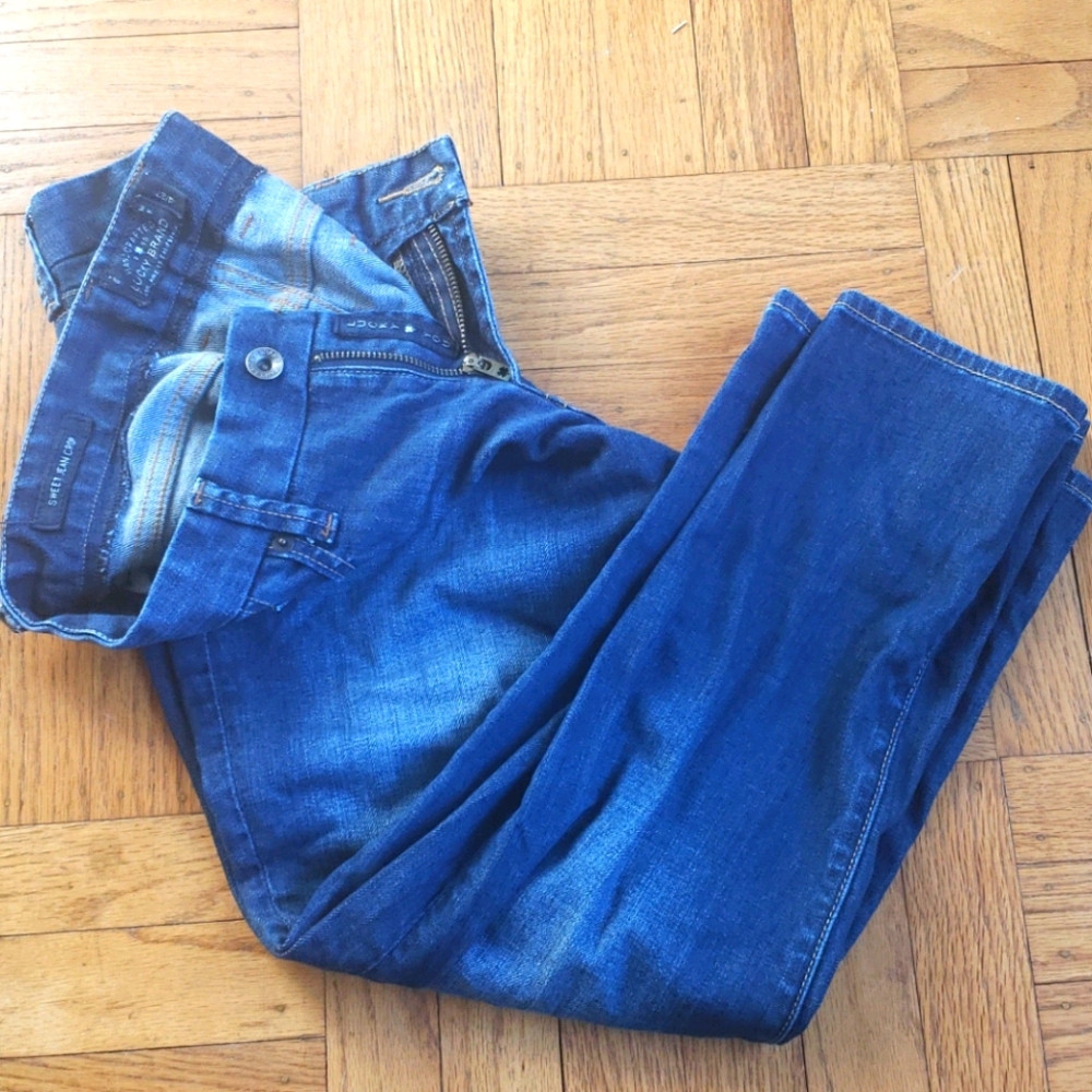 WOMENS LUCKY BRAND JEANS!!!!!